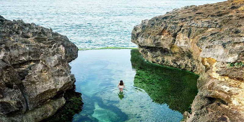 Hot Spring with Lake View